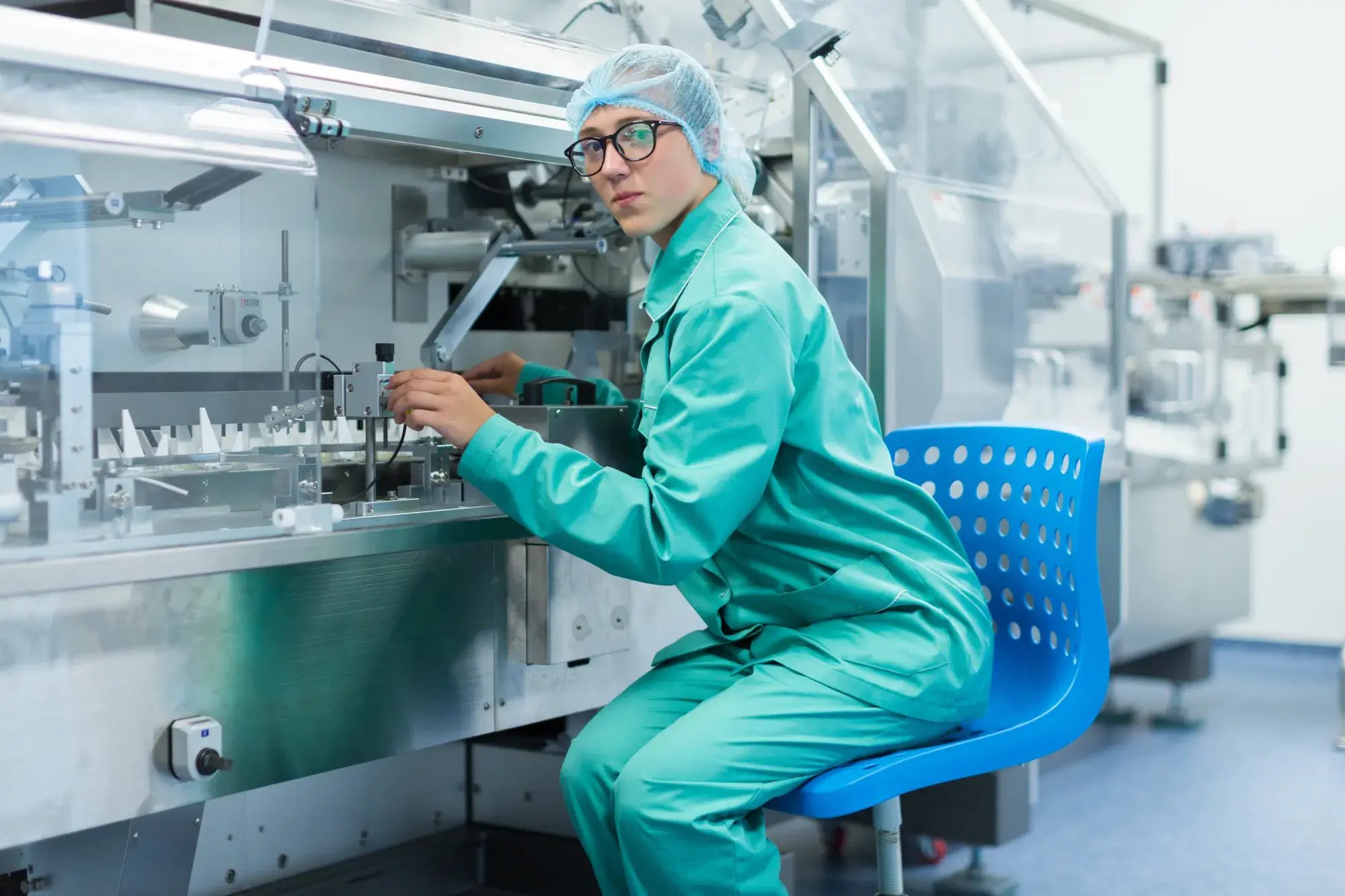plant-picture-clean-room-equipment-stainless-steel-machines